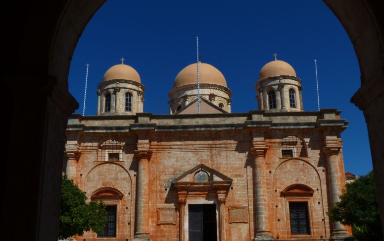 Agia Triada – Private transfer with Eco Lux Transfer